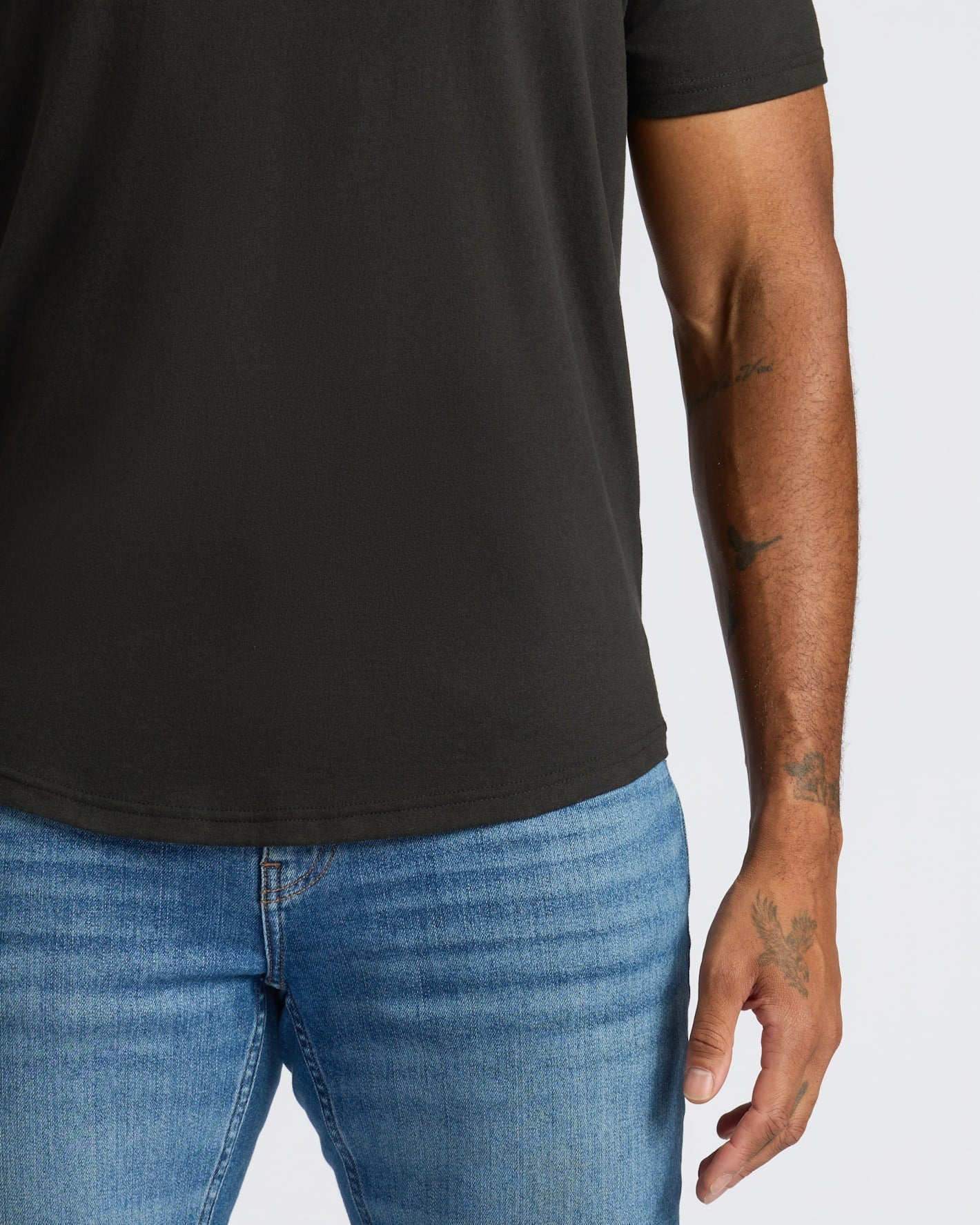 All Black Classic Curved Hem Crew Neck 3-Pack