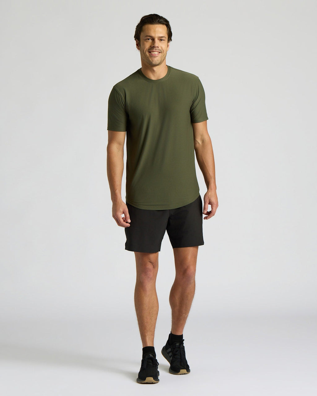 Grove Active Curved Hem Crew