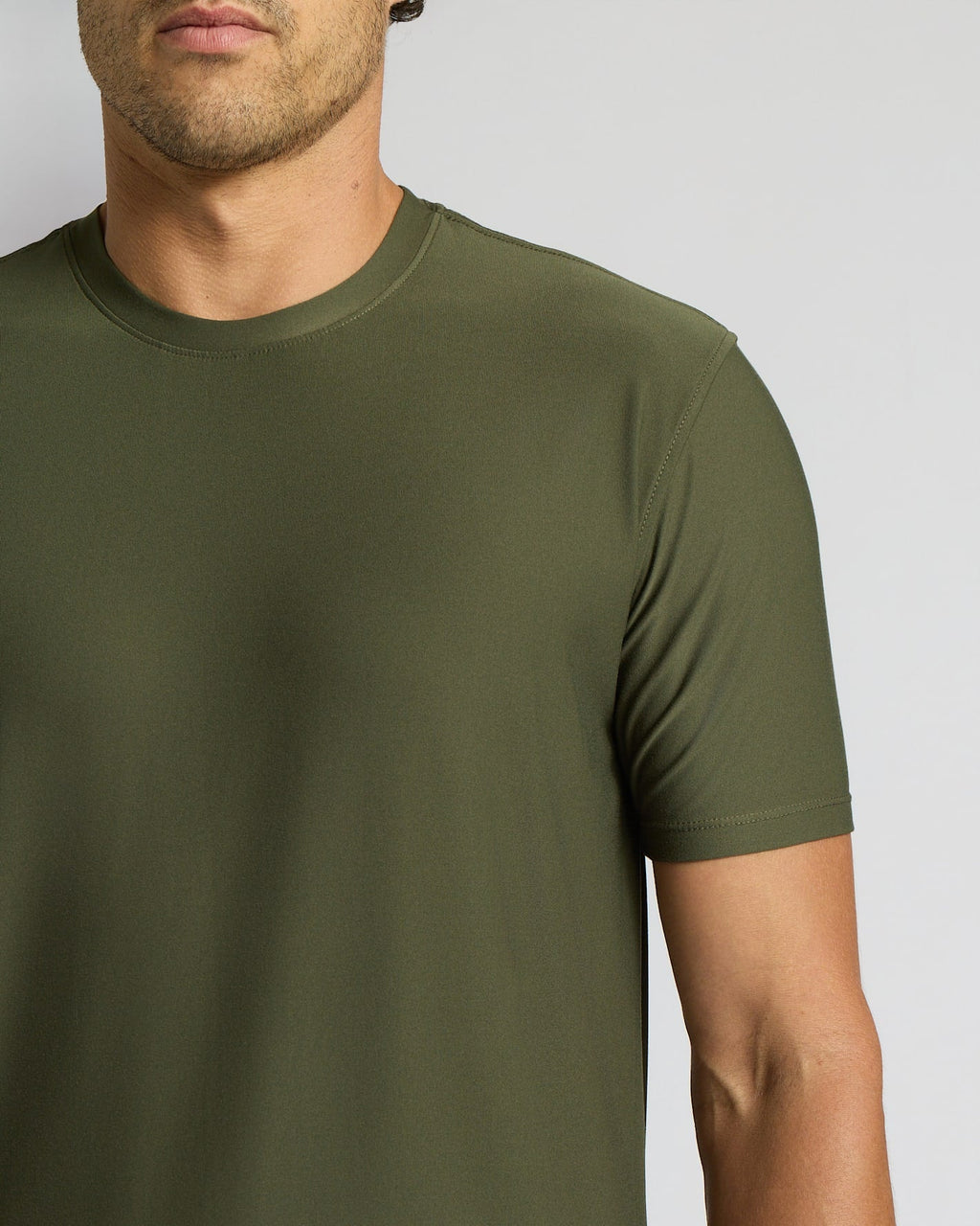 Grove Active Curved Hem Crew